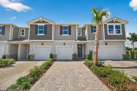 Exterior - 13037 Pierce St, Parrish, FL 34219 photo 4 of 11