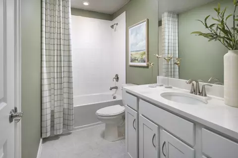 Bath - 13037 Pierce St, Parrish, FL 34219 photo 2 of 2