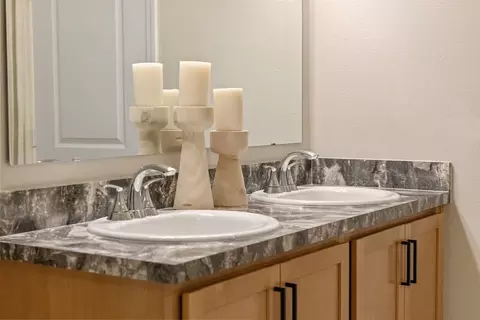 Bath - 1920 Sheeler Ave, Apopka, FL 32703 photo 1 of 2
