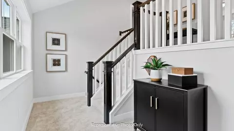 Entry Way - 15 Vista Ct, Lititz, PA 17543 photo 3 of 5