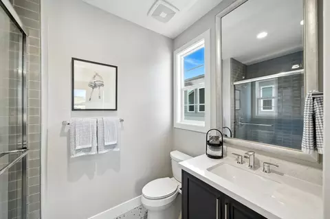 Bath - 1950 Mary Way, Dublin, CA 94568 photo 7 of 10