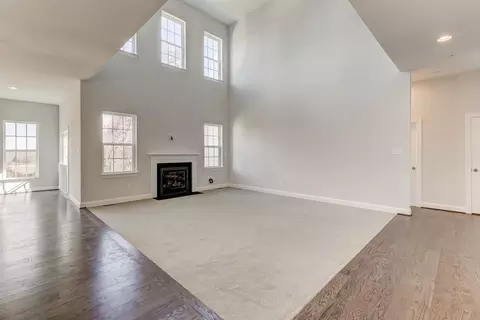 Living - 7211 Brooklyn Bridge Rd, Laurel, MD 20707 photo 3 of 5