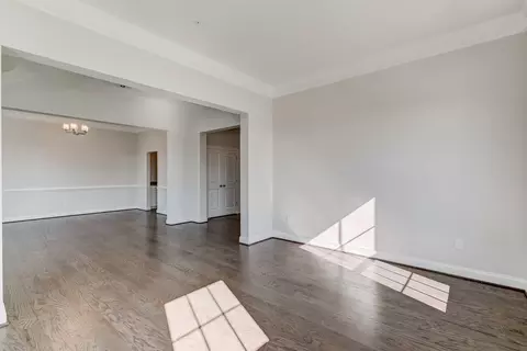 Living - 7211 Brooklyn Bridge Rd, Laurel, MD 20707 photo 2 of 5