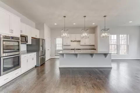 Kitchen - 7211 Brooklyn Bridge Rd, Laurel, MD 20707 photo 3 of 3