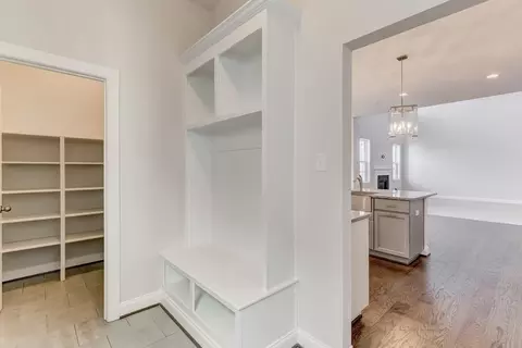 Entry Way - 7211 Brooklyn Bridge Rd, Laurel, MD 20707 photo 2 of 4