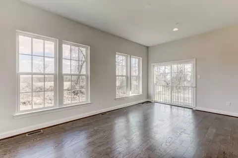 Living - 7211 Brooklyn Bridge Rd, Laurel, MD 20707 photo 5 of 5