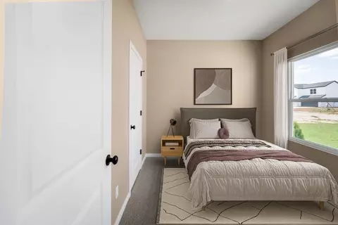 Bedroom - 879 S Orchard Way, Springfield, MO 65802 photo 3 of 10