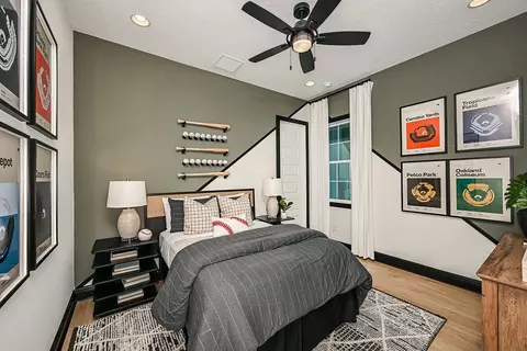 Bedroom - 10517 Meadowrun Dr, Lithia, FL 33547 photo 3 of 5