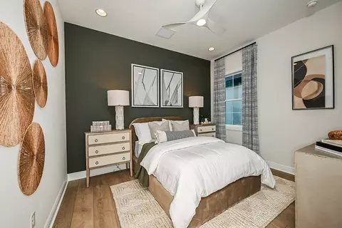Bedroom - 10517 Meadowrun Dr, Lithia, FL 33547 photo 2 of 5