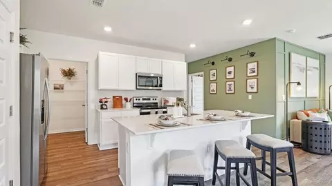 Kitchen - 5592 Taverna Loop, Winter Haven, FL 33884 photo 1 of 7