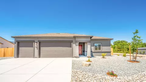 909 Kispiox Ct, Dayton, NV 89403