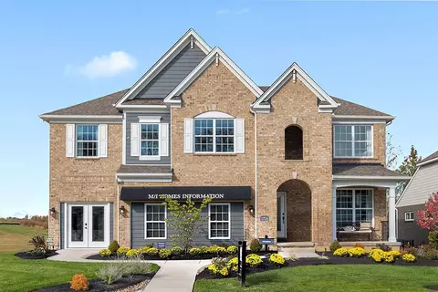 596 Goldfinch Dr, Beavercreek, OH 45434