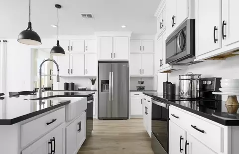 Kitchen - 3228 Jubilee Dr, Manteca, CA 95337 photo 2 of 7