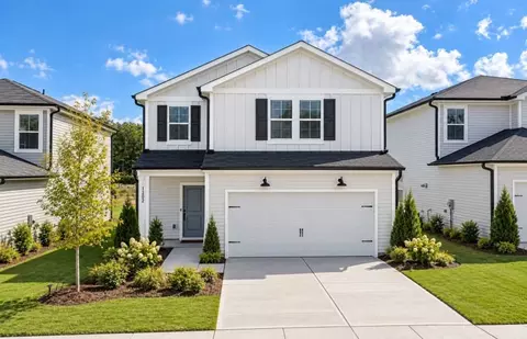 1715 Carthage St, Sanford, NC 27330
