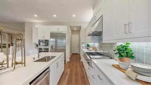 1388 Hummingbird Pl, Montebello, CA 90640 photo 3