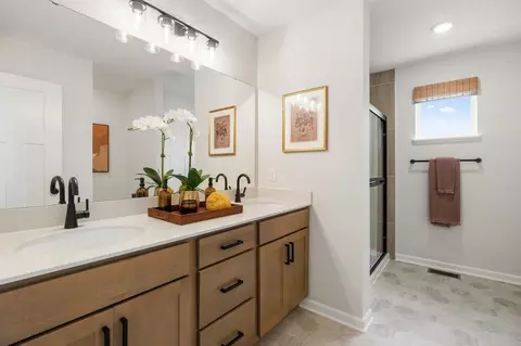 Bath - 912 Sandy Dr, Jordan, MN 55352 photo 1 of 2