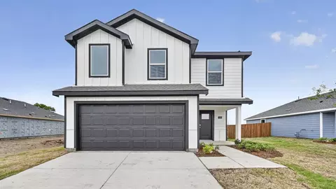 3016 Carrington Hill Dr, Sherman, TX 75092