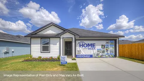 Exterior - 2207 Gentle Rain Dr, Luling, TX 78648 photo 2 of 5