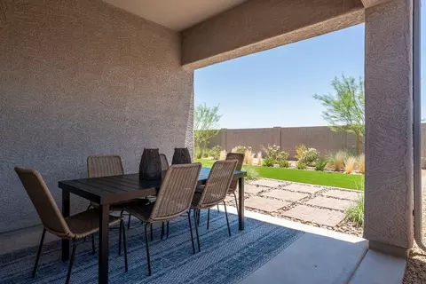 7049 E Bushy Tail Ln, San Tan Valley, AZ 85143