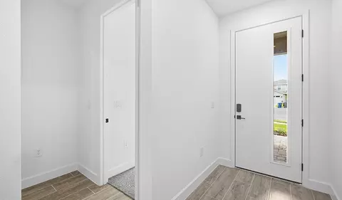 Entry Way - 14518 Banks Ct, Parrish, FL 34219 photo 2 of 2