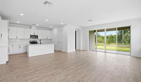 Living - 14518 Banks Ct, Parrish, FL 34219 photo 4 of 7