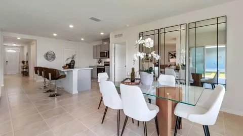 Dining - 5515 Taverna Loop, Winter Haven, FL 33884 photo 3 of 5