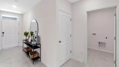 Entry Way - 5515 Taverna Loop, Winter Haven, FL 33884 photo 5 of 9
