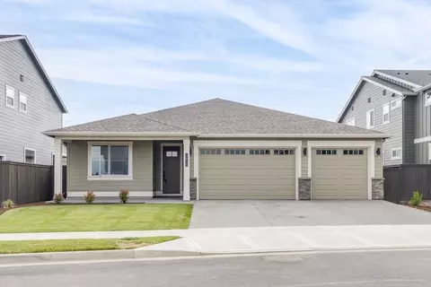 3815 S Arwana Ln, Ridgefield, WA 98642