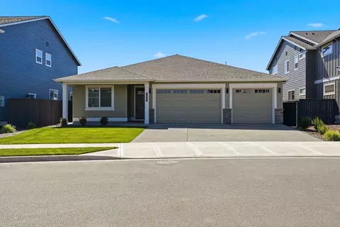 3815 S Arwana Ln, Ridgefield, WA 98642