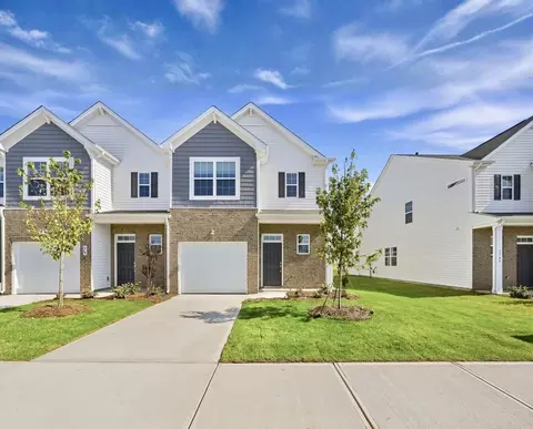 1752 Hidalgo Dr, Boiling Springs, SC 29316