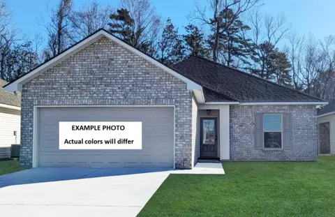 242 Tatum Ln, Youngsville, LA 70592
