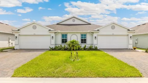 18158 Lagoon Reach Ln, North Fort Myers, FL 33917