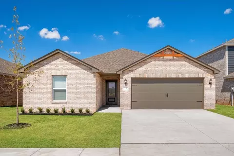 Exterior - 709 Ashleigh Dr, Tuttle, OK 73089 photo 4 of 11