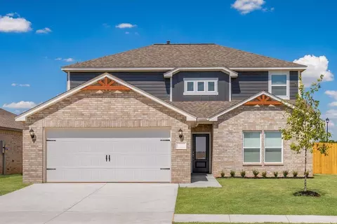 Exterior - 709 Ashleigh Dr, Tuttle, OK 73089 photo 3 of 11
