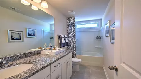 Bath - 300 Lagoon Rd, Fletcher, NC 28732 photo 9 of 10