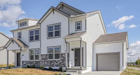 12403 S Acacia Dr, Lake Lotawana, MO 64086