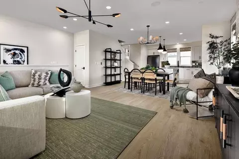 831 W Cypress St, Covina, CA 91722
