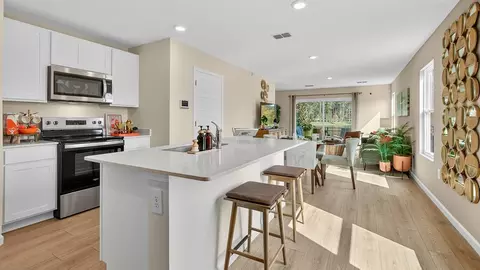 5906 Victoria Creek Ln, Jacksonville, FL 32219