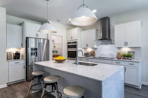 Kitchen - 1376 Noble Oak Pl #27, Leland, NC 28451 photo 7 of 9