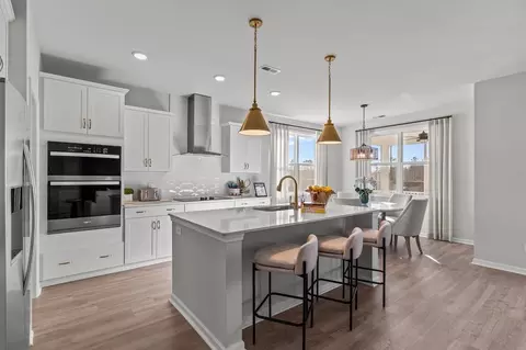 Kitchen - 1376 Noble Oak Pl #27, Leland, NC 28451 photo 5 of 9