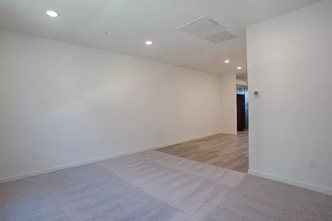 Living - 6762 Quantum Loop, San Jose, CA 95119 photo 2 of 12