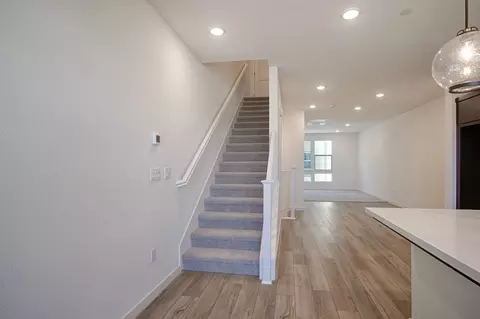 Entry Way - 6762 Quantum Loop, San Jose, CA 95119 photo 4 of 14