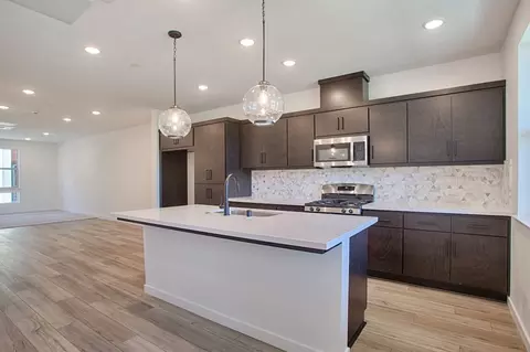 Kitchen - 6762 Quantum Loop, San Jose, CA 95119 photo 2 of 14
