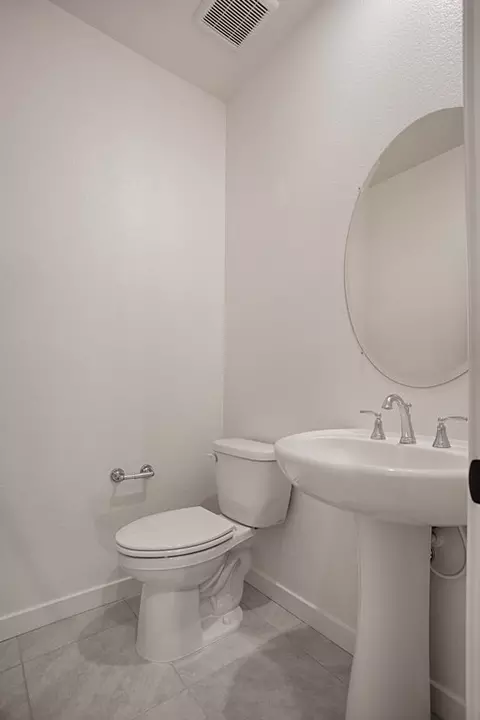 Bath - 6762 Quantum Loop, San Jose, CA 95119 photo 1 of 21