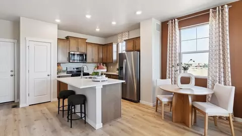 Kitchen - 22382 E 7th Pl, Aurora, CO 80018 photo 2 of 4