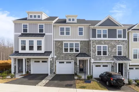 1329 Marcella St, Charlottesville, VA 22911