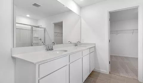 Bath - 5331 Mickey Ave, Winter Haven, FL 33884 photo 3 of 5