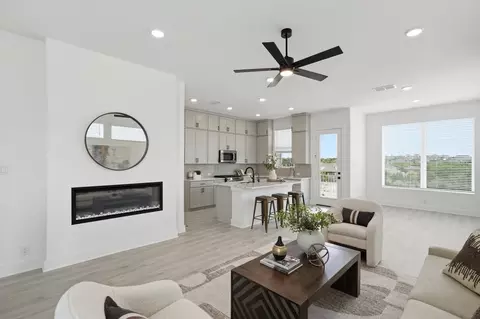 6464 Babcock Rd UNIT 703, San Antonio, TX 78249