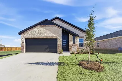 2413 Ridgecrest Ln, Sherman, TX 75092