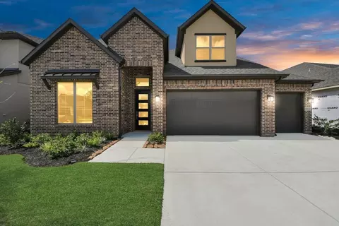 21135 Bella Coral Dr, Cypress, TX 77433